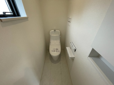 【前面道路含む現地写真】 | 守山区向台2２-1期　全2棟(公開) 2号棟　仲介手数料無料 | 外観