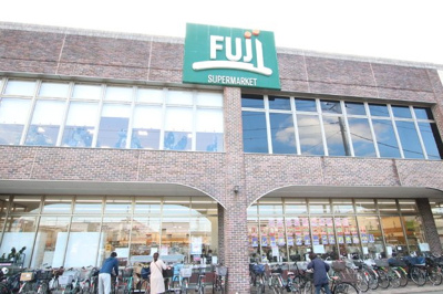 スーパー