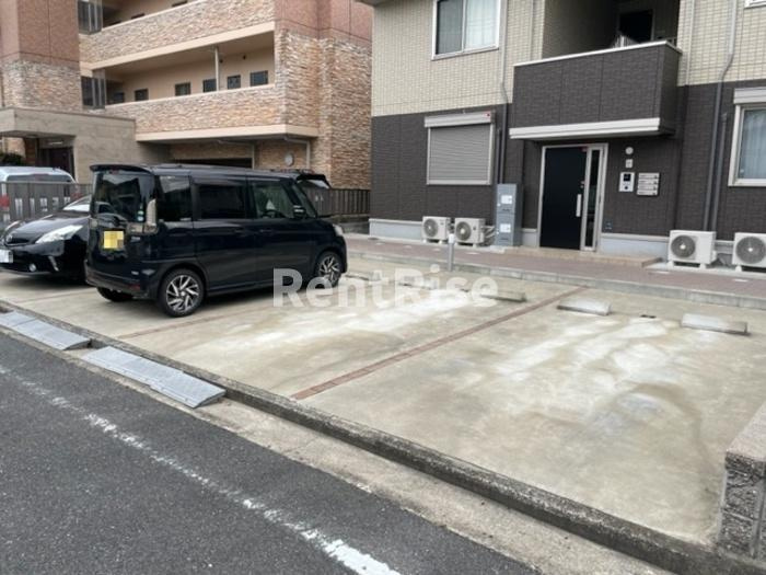 イルソーレ神山の駐車場|駐車場