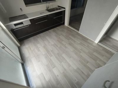 【居間・リビング】 | 岩槻区東町1丁目戸建て | お料理しやすいキッチンです