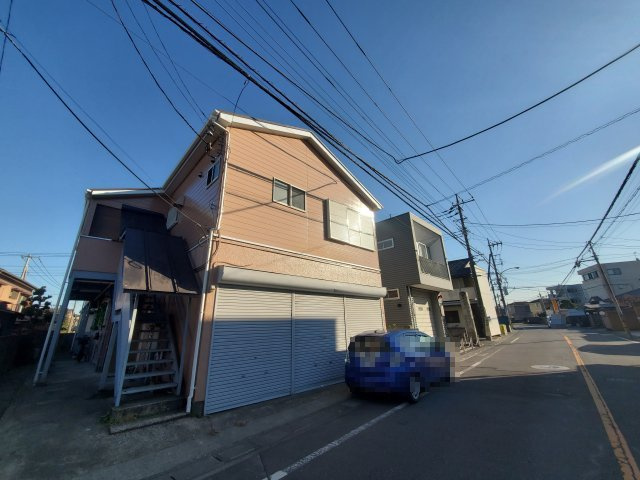 コーポ宮町のエントランス|毎日通るエントランスはこのようになっています