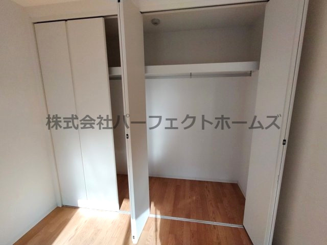 クラウディア香里ケ丘の収納|便利な収納スペースです