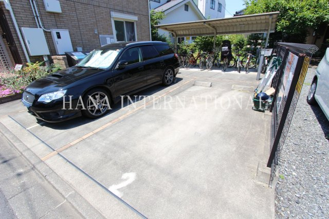 La vieの駐車場