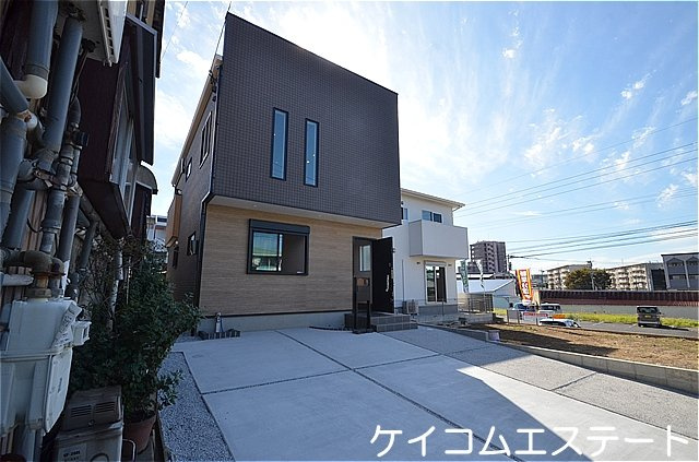 新築住宅　幸神建売住宅　C棟の外観