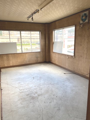  | 柏原町田路貸店舗 | 2F部屋