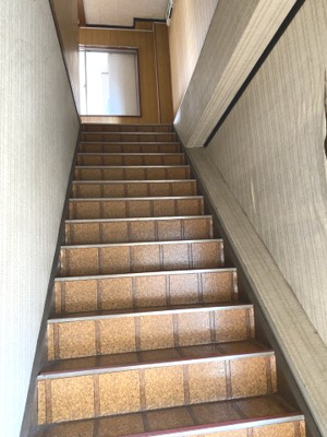  | 柏原町田路貸店舗 | 階段