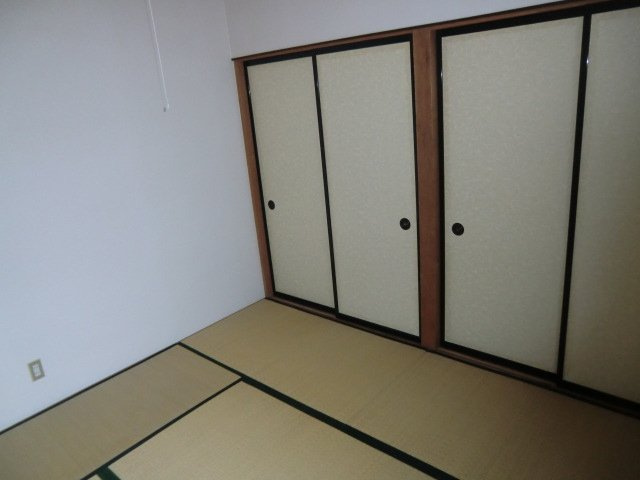 セルフYAMAMOTOの収納