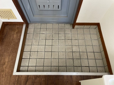 【玄関】 | トーカイプラザ弐番館