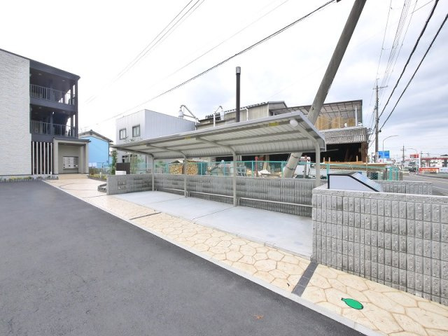 ＲＥＬＡ　ＦＯＲＴのその他共用部分|屋根付き駐輪場