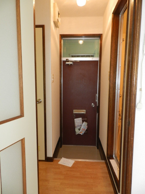 フローラルハイムＢの玄関