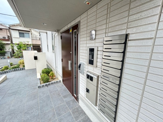 【エントランス】 | ルーチェ鳳