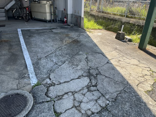 FELICE城北新町の駐車場