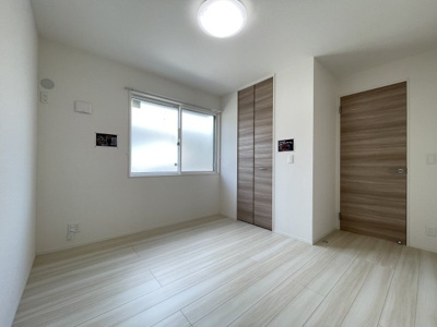 【寝室】 | デーヴァ林崎