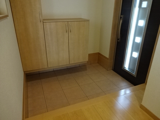 エミネンス千代田の玄関