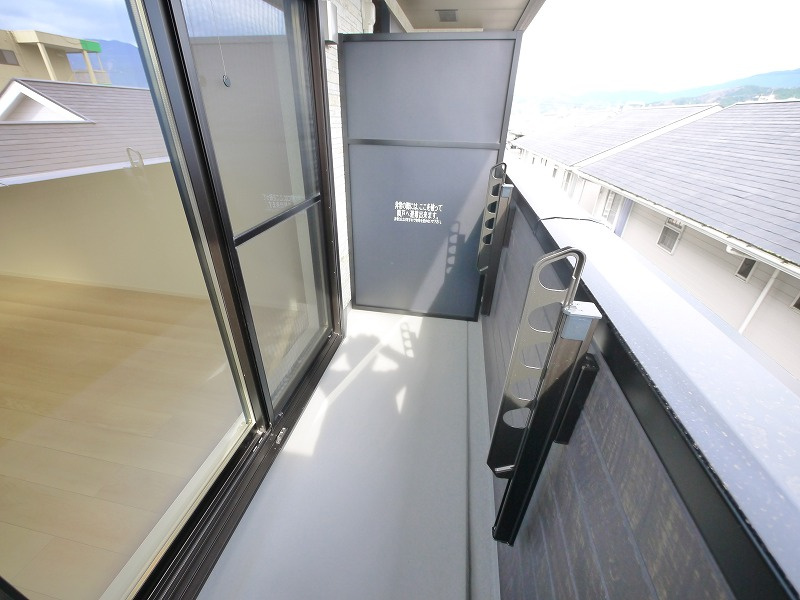 ＲＥＬＡ　ＦＯＲＴのバルコニー|お洗濯にも便利なバルコニー付き