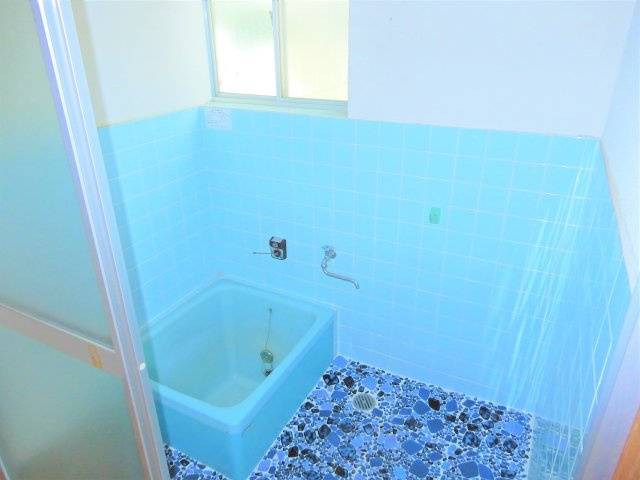 京第三ハウスの浴室