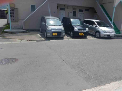 【駐車場】 | ブルームハウス