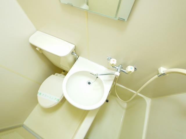 谷垣マンションの浴室|落ち着いた空間のお風呂です