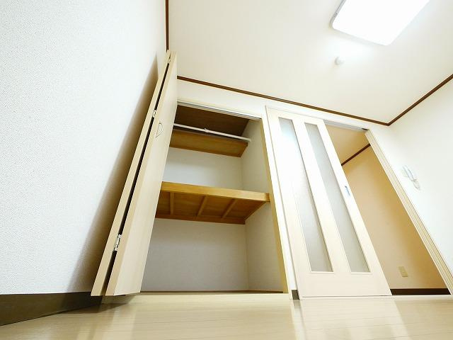 谷垣マンションの収納|便利な収納スペースです