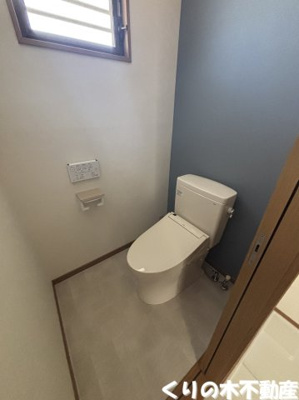 【トイレ】 | ハイツｉｎ日高 | ゆったりとした空間のトイレです