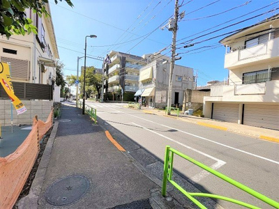【前面道路含む現地写真】 | ☆仲介手数料（約５６０万円）が無料です。☆碑文谷の新築　☆都立大学駅１０分