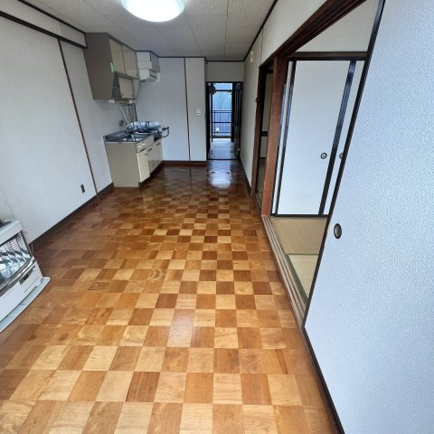 めぐみマンションの玄関