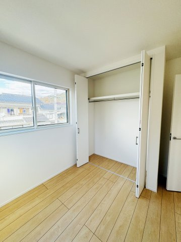 呉市焼山東3丁目　新築一戸建ての洋室|きれいな洋室です