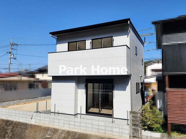 高知市介良中野団地B棟-新築戸建ての外観|南側外観