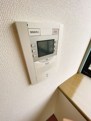 【セキュリティ】 | アーサーコート高宮 | 別号室の写真になります。現況優先。