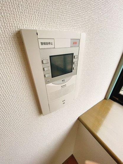【セキュリティ】 | アーサーコート高宮 | 別号室の写真になります。現況優先。
