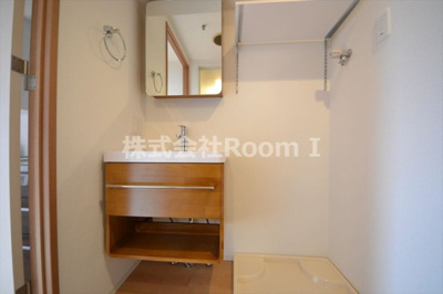 【洗面所】 | SERENiTE-04 | コンパクトで使いやすい洗面所