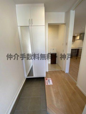 【玄関】 | 神戸市西区北山台3丁目　新築一戸建1号地　仲介手数料無料！ | 落ち着いた玄関です