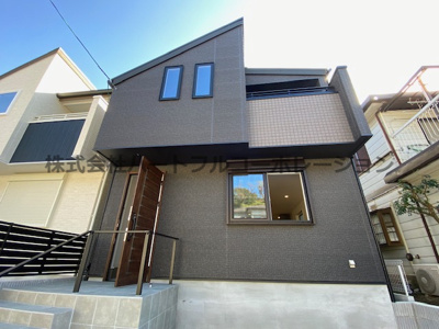 【外観】 | 神戸市西区北山台3丁目　新築一戸建2号地　仲介手数料無料！ | 落ち着いた雰囲気の外観です