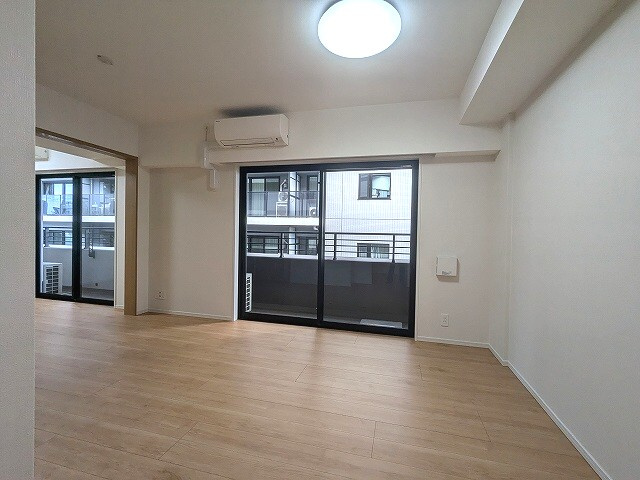 ラドゥセール秋葉原