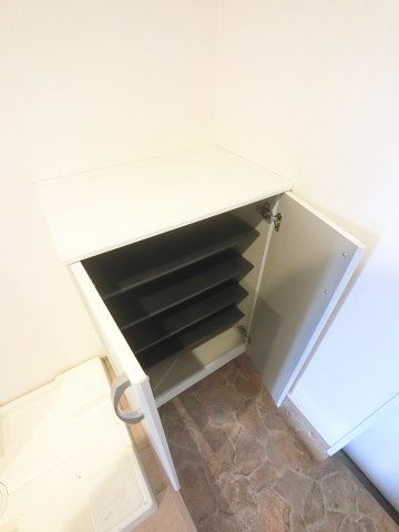 アットリラ東船橋Aの収納