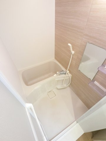 アットリラ東船橋Aの浴室