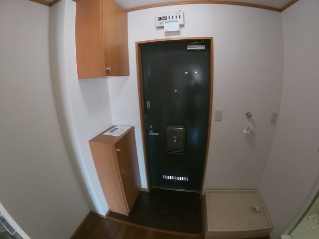 メイゾン芦屋川の玄関