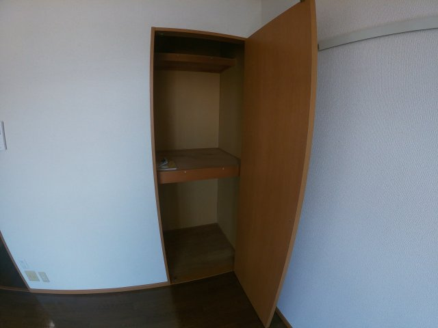 メイゾン芦屋川の収納