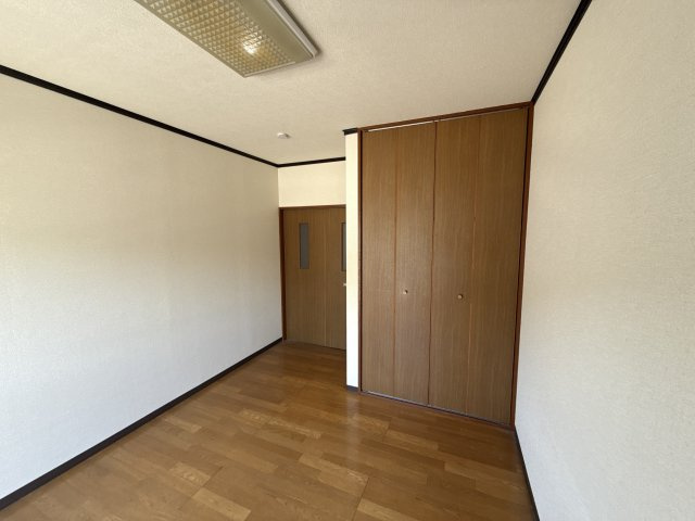 アーバンコスモの洋室