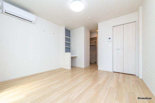 The Loft-Nの居間・リビング