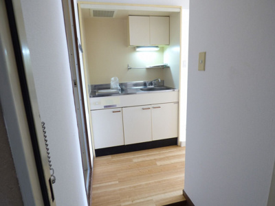 【玄関】 | ピュアドーム原 | 別号室の写真になります。現況優先。