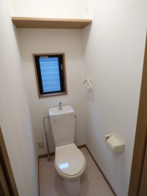 【トイレ】 | クローバーハウス鳥飼 | 別号室の写真になります。現況優先。