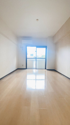 【居間・リビング】 | ロマネスク大橋第2 | 別号室の写真になります。現況優先。