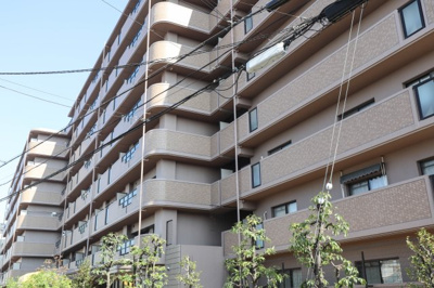 【外観】 | サンメゾン若江岩田 | 駅近マンション♪
駅まで徒歩３分！