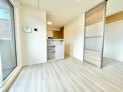 【居間・リビング】 | リアン ファミリオ 向陽 | ※同物件別室参考写真