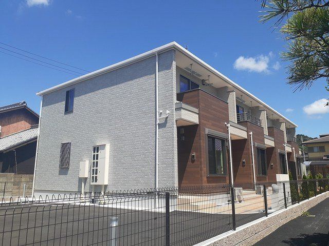 高砂市阿弥陀町阿弥陀のアパート
