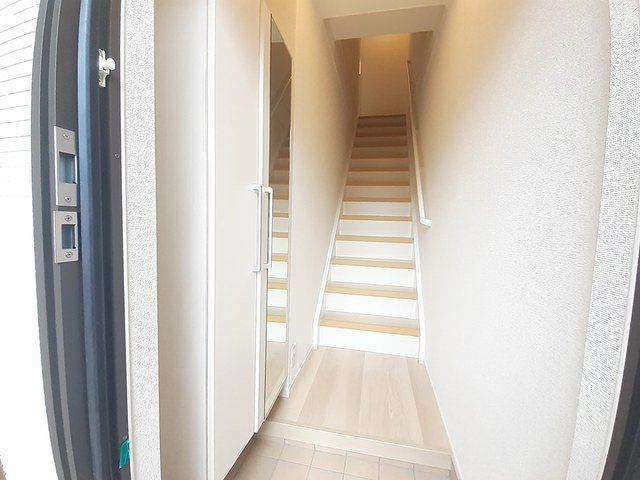 アンソレイユⅢの玄関
