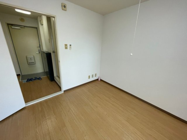 イーストパレス大日の居間・リビング|(参考)同マンション他部屋の写真