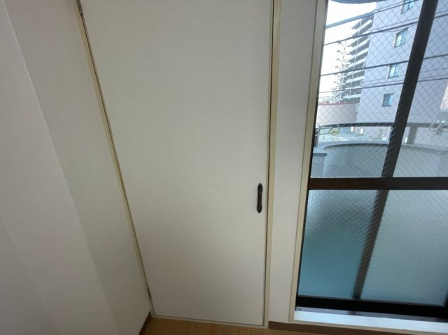 イーストパレス大日の収納|(参考)同マンション他部屋の写真