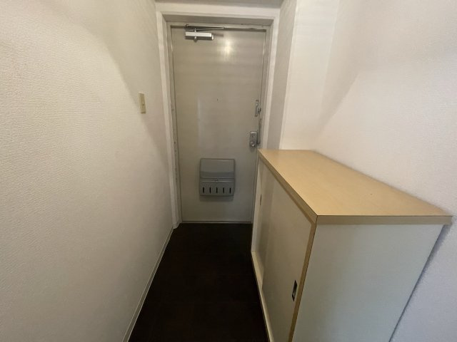 GM藤田町WESTの玄関